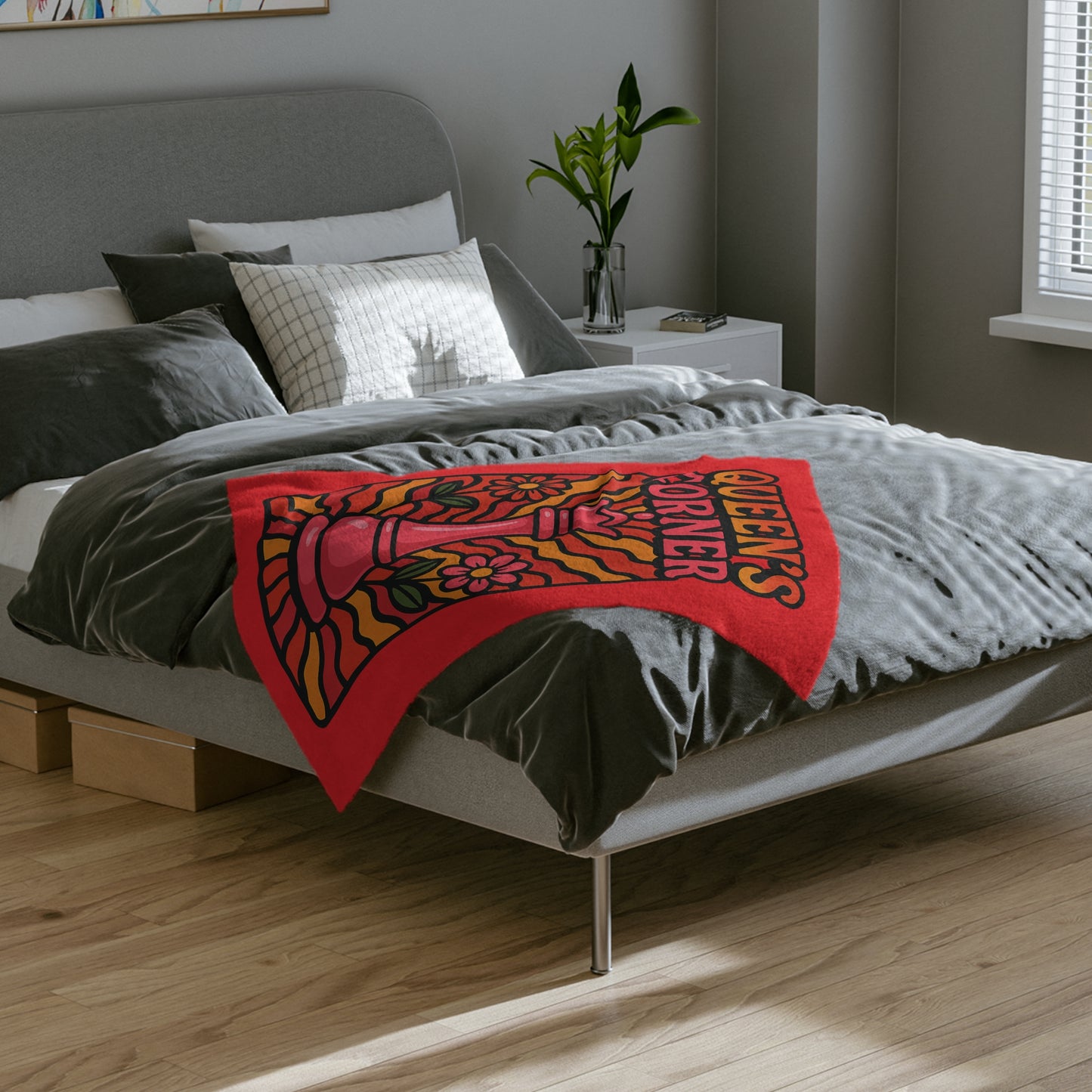 Queen's Corner Velveteen Microfiber Blanket - Cozy Chess-Inspired Decor