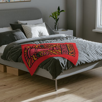 Queen's Corner Velveteen Microfiber Blanket - Cozy Chess-Inspired Decor